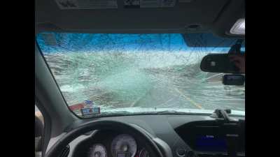 Please clear off your cars properly!