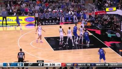 [Highlight] Doncic to Porzingis connections vs Spurs