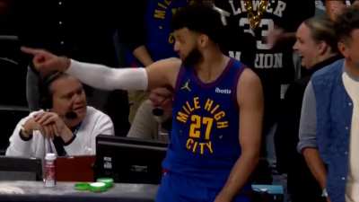 [Highlight] As the Denver crowd chants "Who's your daddy" after the Nuggets defeat the Lakers, Jamal Murray gives props to Coach Malone: "This is you! This is your fault."