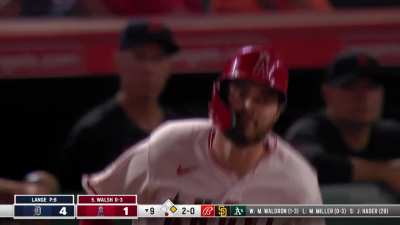 [Highlight] Jared Walsh hits his second HR in two games since returning