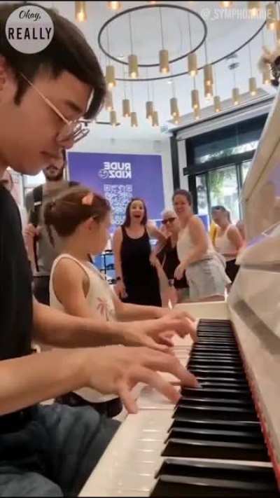 this hurts my sole
