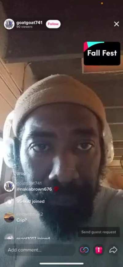 The algorithm keeps showing me guys livestreaming in jail lmao