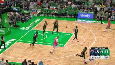 [Highlight] Defensive Player of the Year Marcus Smart takes a page out of Luke Kornet's book on 3 point defense