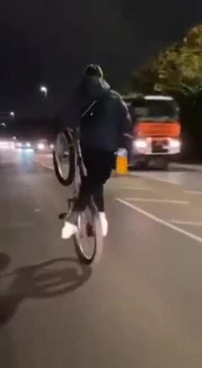 Move of the road !