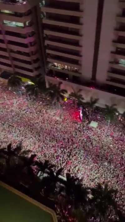 Supporters of oppsition leader running against a son of a former dictator in the Philippines
