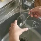 Great trick to impress your girlfriend.