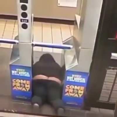 Forget paying. I'll just show my ass for free?