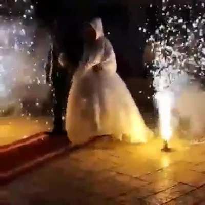 Lit ? weddings
