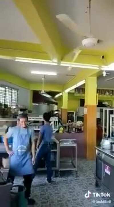 I am a fan of his pizza making skills