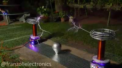 Playing "Never Gonna Give You Up" on Tesla coils