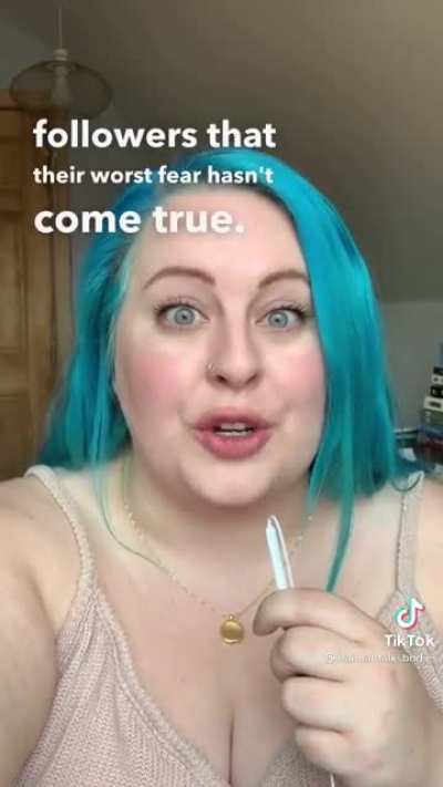 Oh no how dare the sTrAiGhT SiZeD people be positive about their body ? that’s so FaTpHoBiC ?