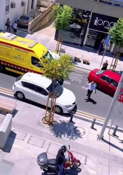 Idiot vs. Ambulance