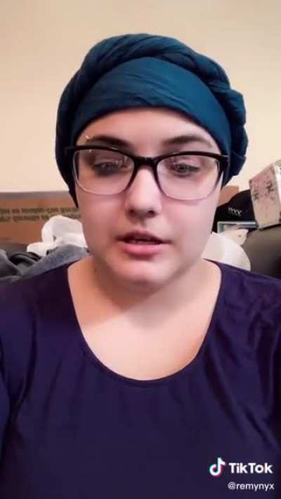 Woman "alter" is a holocaust character