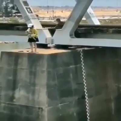 Guy saves woman (and her baby) from committing suicide