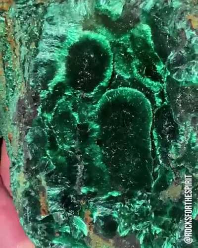 ? Raw Velvety Malachite ?
