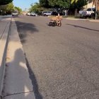 Handicapped pupper zooming to a snacc