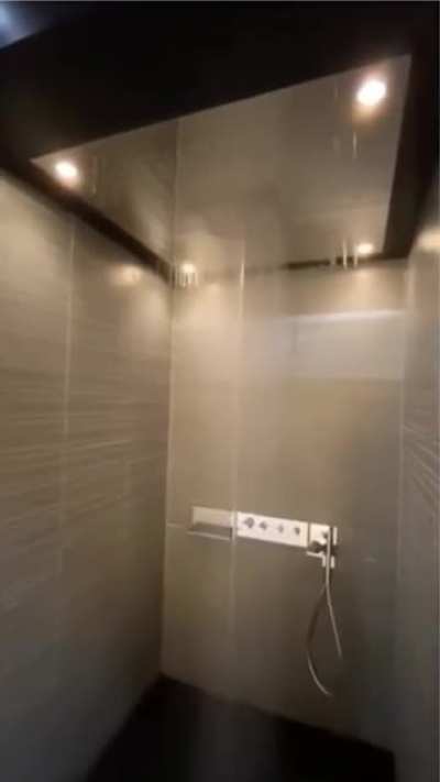 Premium shower ?