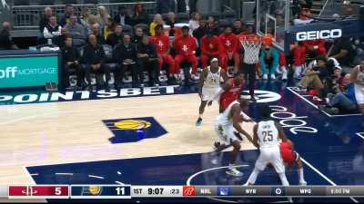 [Highlight] Sengun gets the steal then Jalen Green makes an incredible basket at a 45 degree angle against Myles Turner