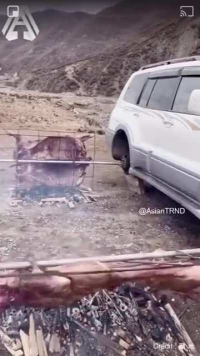 How many people is this dude cooking for??
