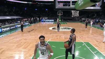 [Highlight] Potential and-1 that could have given Tatum the chance for 61 points