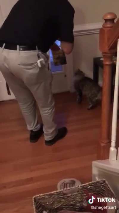 WCGR, Teaching a chonky boi how to say "Meow mix"