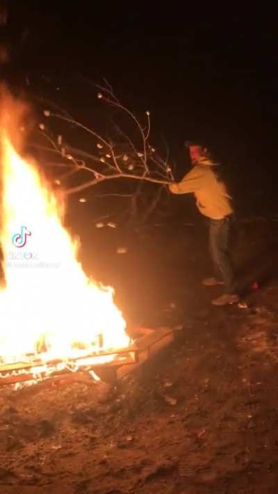 Smore maker 5000