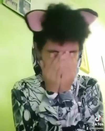 Weebs tiktok cringe
