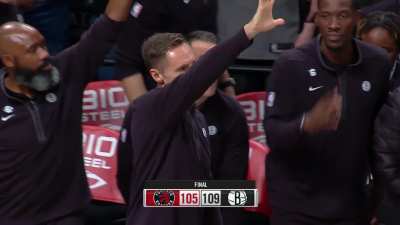 [Highlight] Scottie Barnes with a strong airborne dunk from the FT line after the buzzer