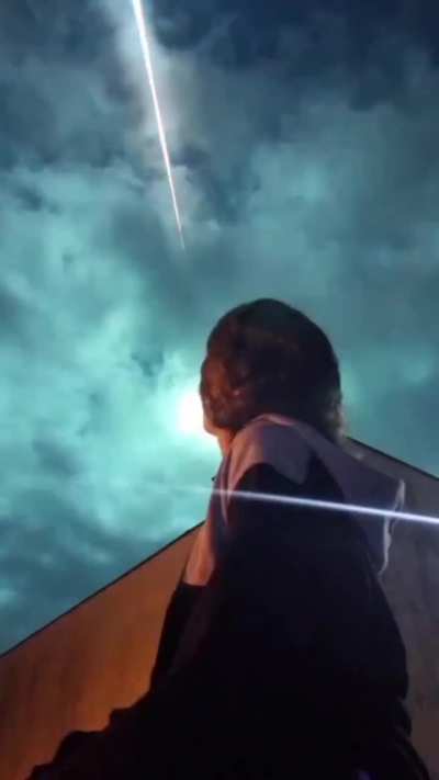 ? Portuguese Teenager Captures Video of a Falling Meteor