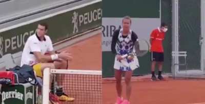 Novak Djokovic's scream startles other competitors