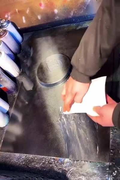Amazing spray paintings!