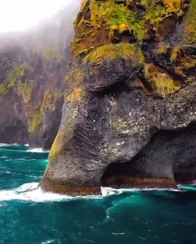 ? Elephant rocks , Iceland ?