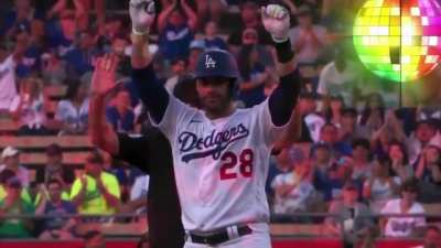 [Highlight] ESPN's dancing Dodgers compilation.