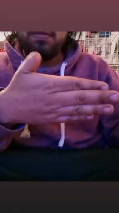 Missing finger