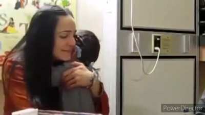 Deaf kid hears for the first time