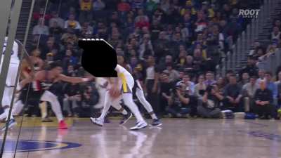 [Highlight] Blazers get the steal and Sharpe goes high to throw it down on the fast break