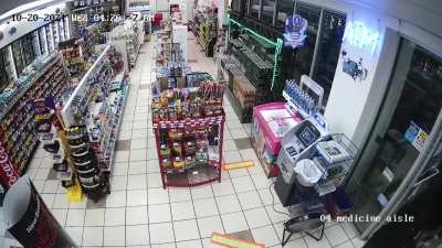 Customer displays serious bravery by stopping armed robbery without any hesitation.
