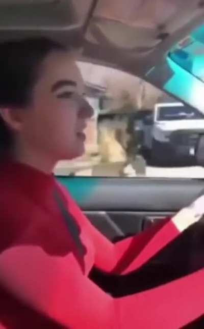 HMC while I sing