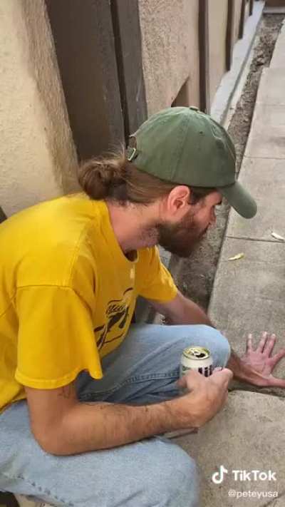Baby hands fossil has been found