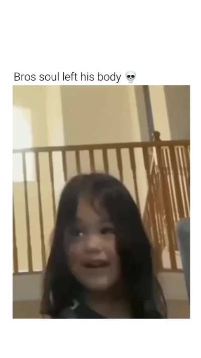 you can see all the fear in bro's eyes ?