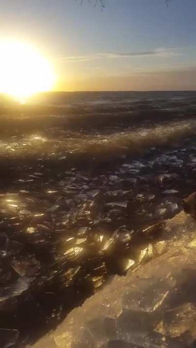 ? Crystal Waves ?