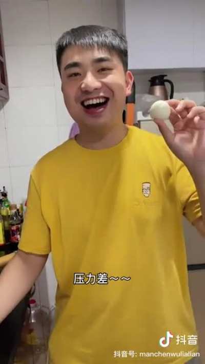 Peeling egg shell hack