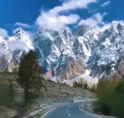 ? Karakoram Highway in China and Pakistan