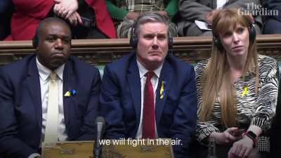 Zelensky invokes Churchill to British Parliament: "We will fight in the forests, the fields, the shores, the streets"