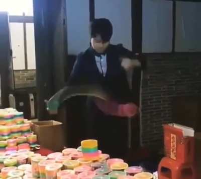that isn't how a slinky works