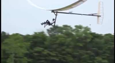 Dude builds his own plane