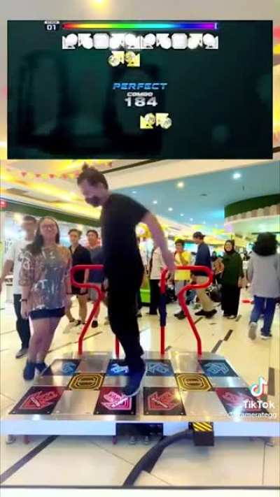 Everybody Dance Now