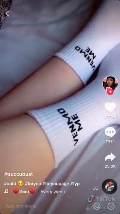 These tiktok thots thirst trapping