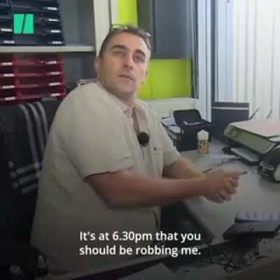 Man convinced thieves to come back later
