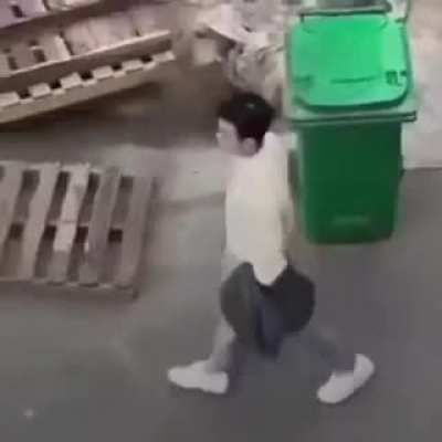 Saw this and first thought was *man on a mission* lol